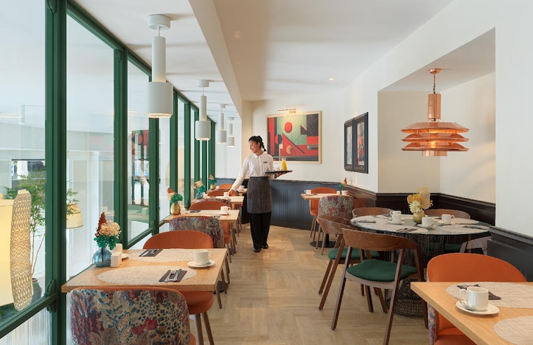 Restaurants - 6