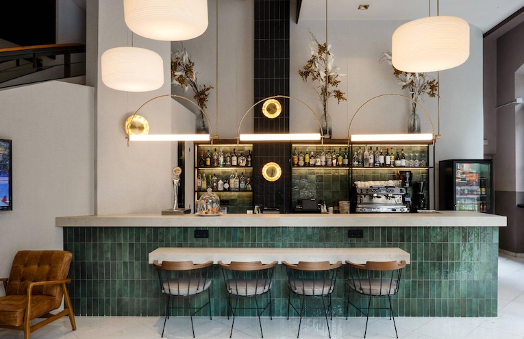 Restaurants - 15