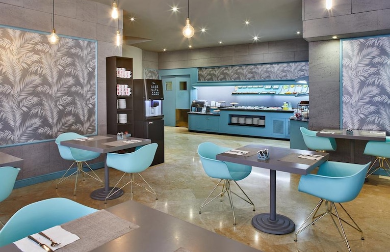 Restaurants - 6