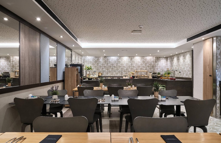 Restaurants - 4