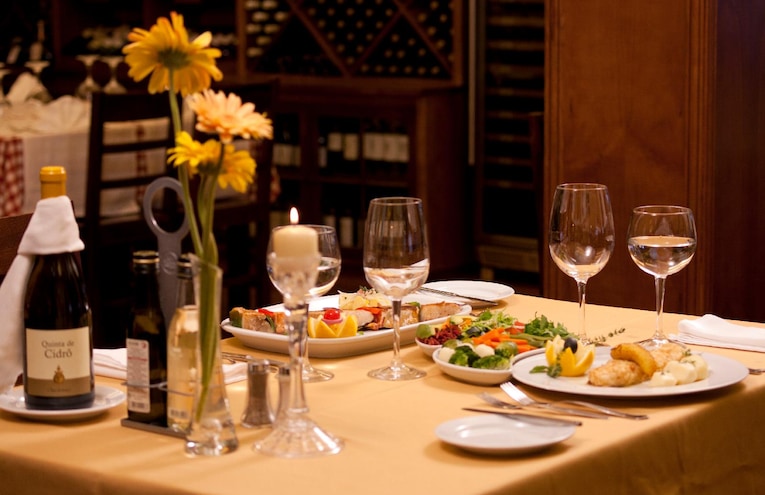 Restaurants - 10