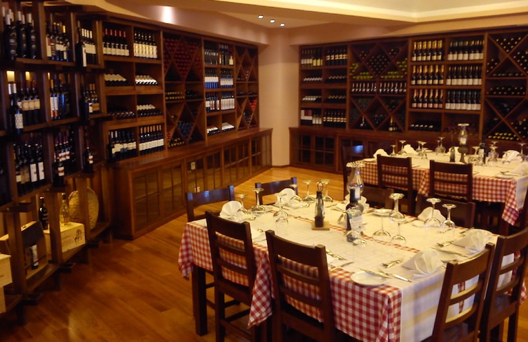 Restaurants - 9