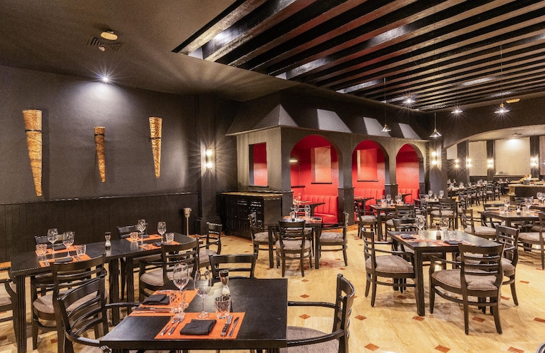 Restaurants - 4