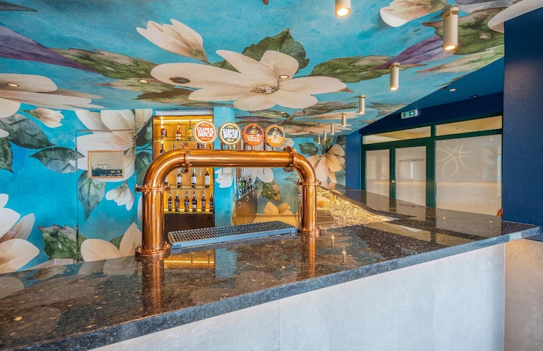 Restaurants - 1