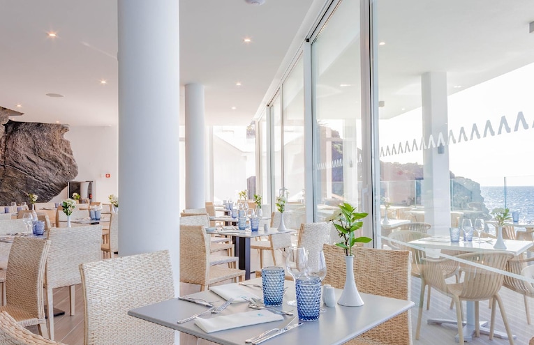 Restaurants - 6