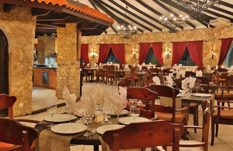 Restaurants - 4