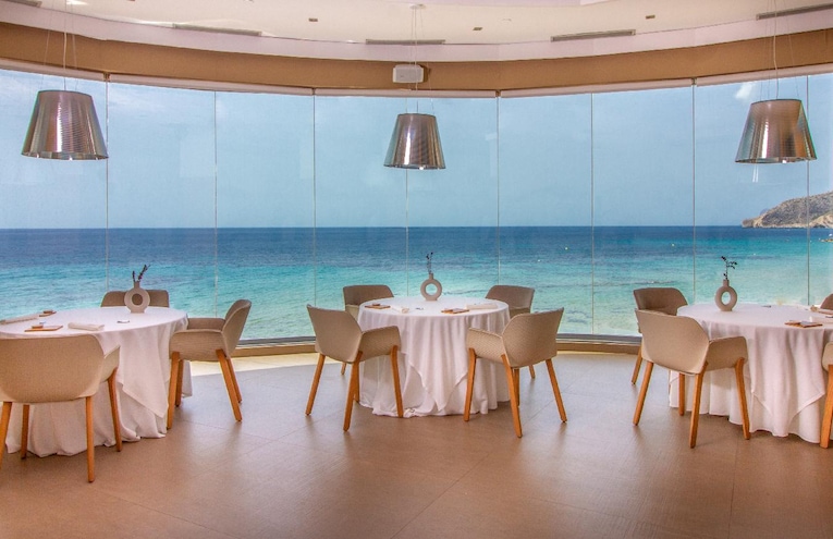 Restaurants - 1