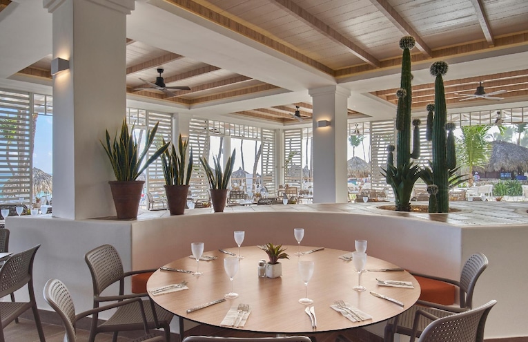 Restaurants - 9