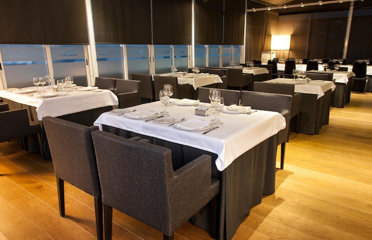 Restaurants - 4