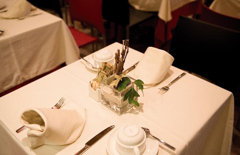 Restaurants - 10