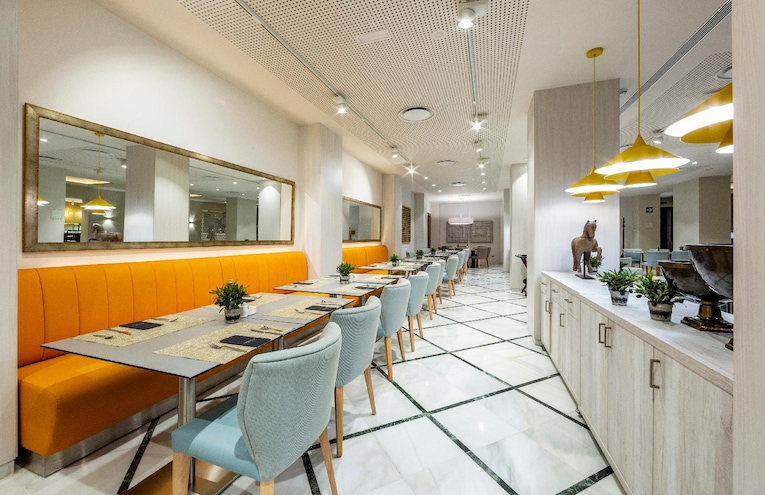 Restaurants - 6