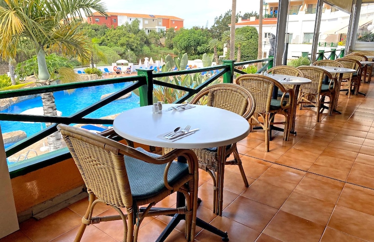 Restaurants - 1