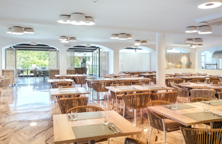 Restaurants - 3
