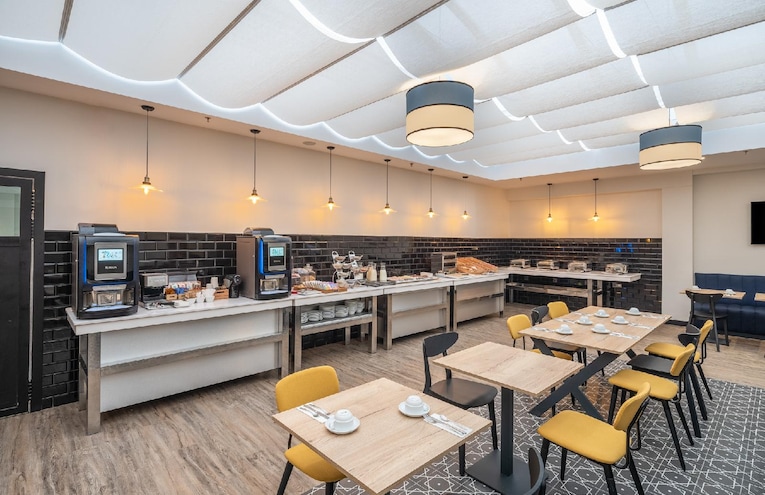 Restaurants - 10