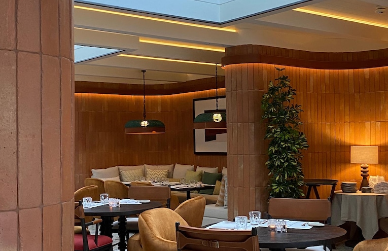 Restaurants - 11