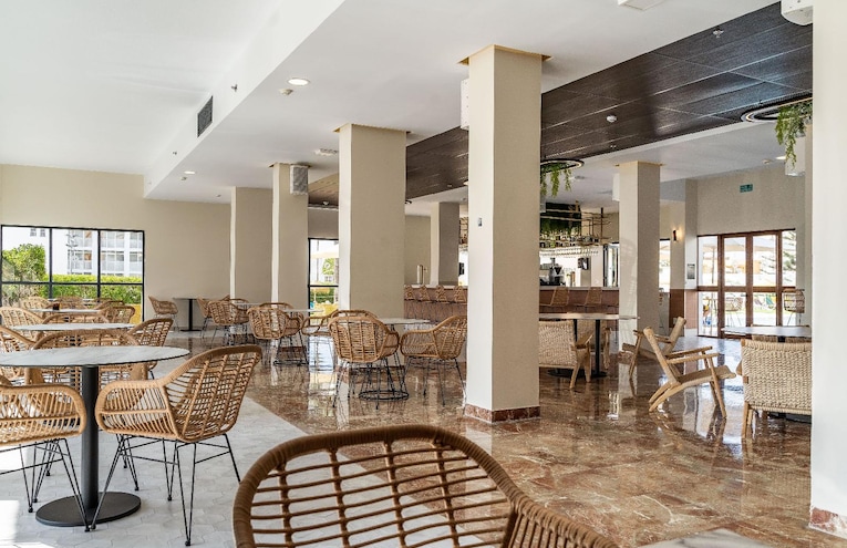 Restaurants - 5