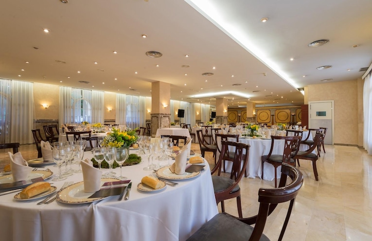 Restaurants - 1