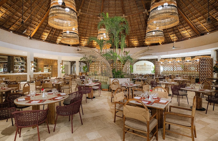 Restaurants - 8