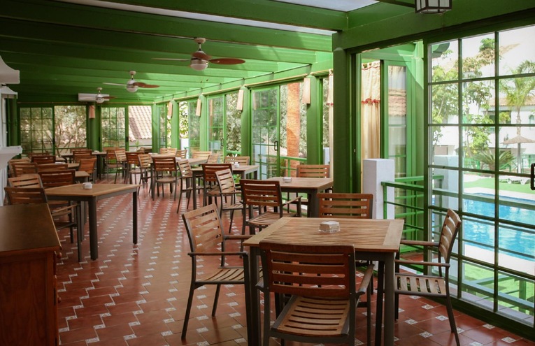 Restaurants - 6