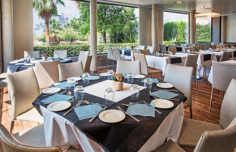 Restaurants - 1