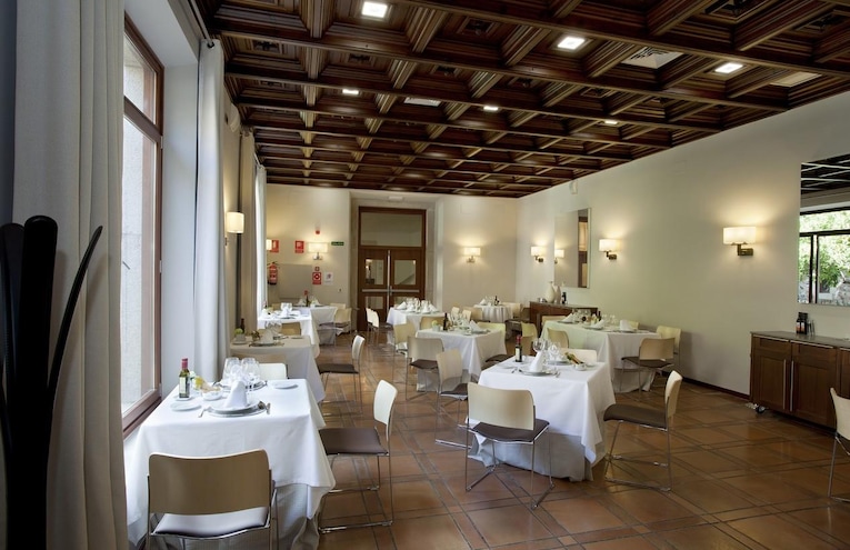 Restaurants - 3