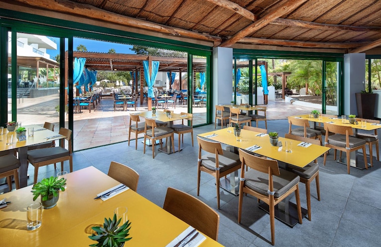 Restaurants - 4