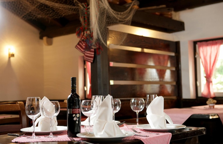Restaurants - 1