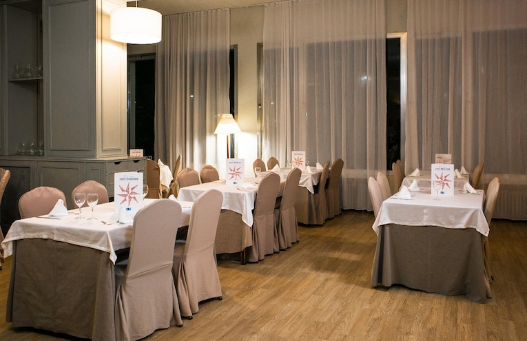 Restaurants - 5