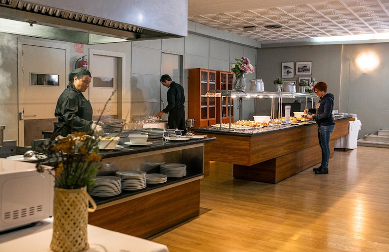 Restaurants - 7
