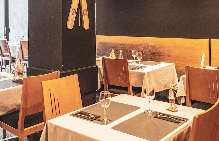 Restaurants - 6