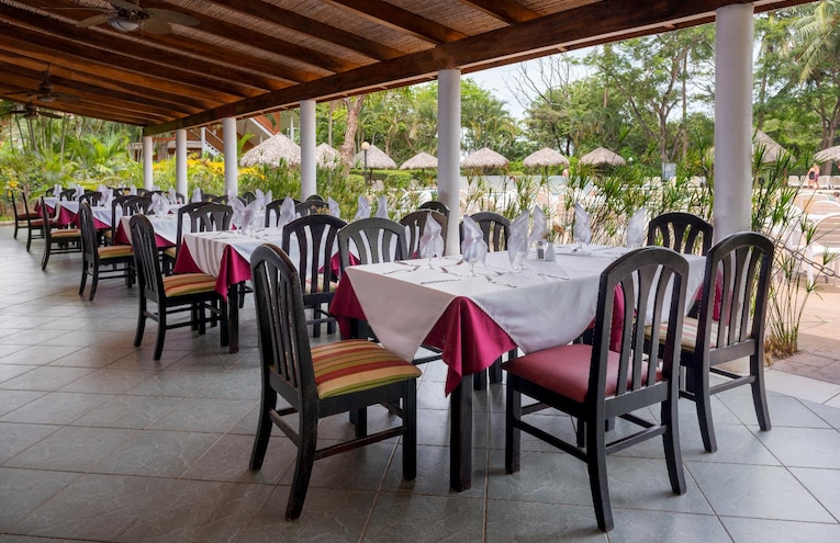 Restaurants - 7