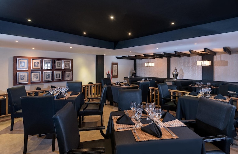 Restaurants - 9