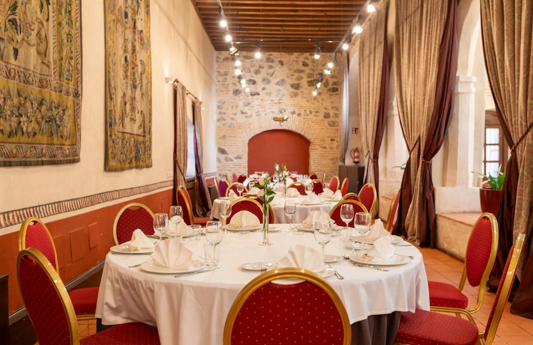 Restaurants - 3