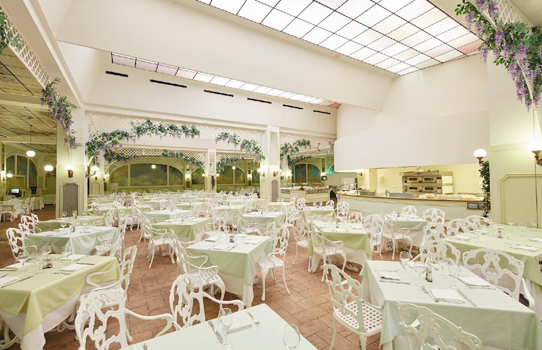 Restaurants - 4