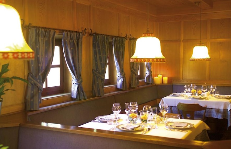 Restaurants - 3