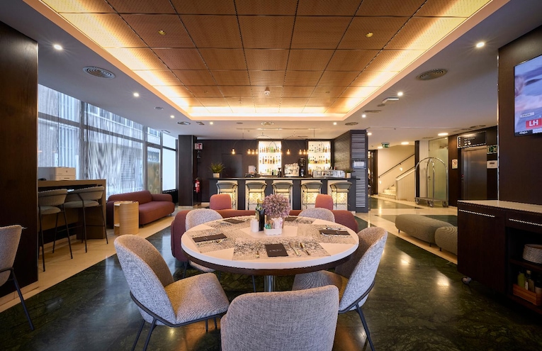 Restaurants - 3