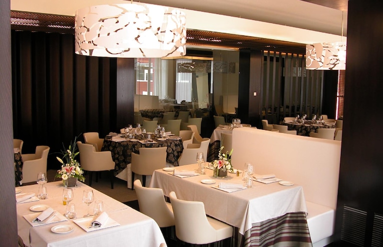 Restaurants - 3