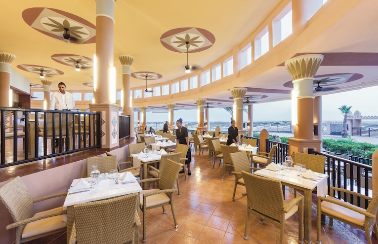 Restaurants - 8