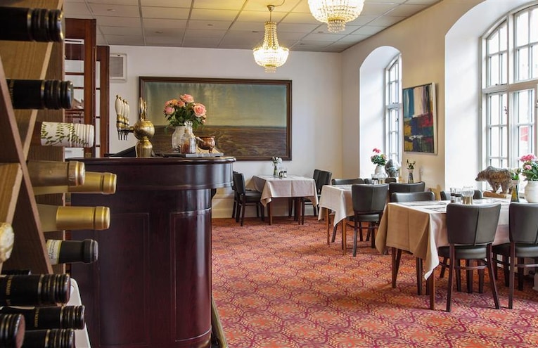 Restaurants - 3
