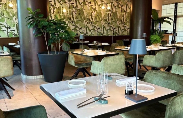 Restaurants - 4