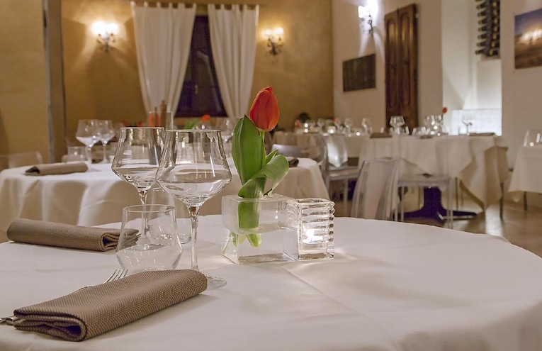 Restaurants - 1