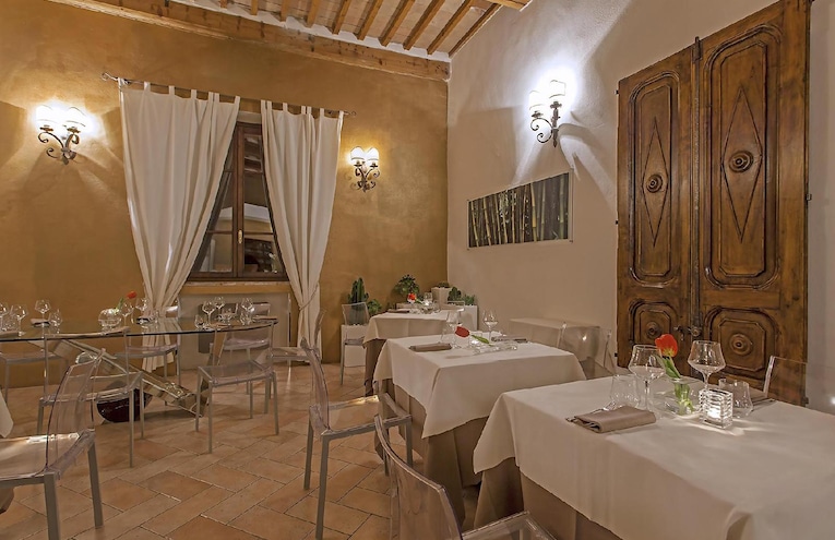 Restaurants - 4