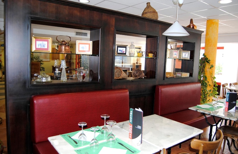 Restaurants - 1