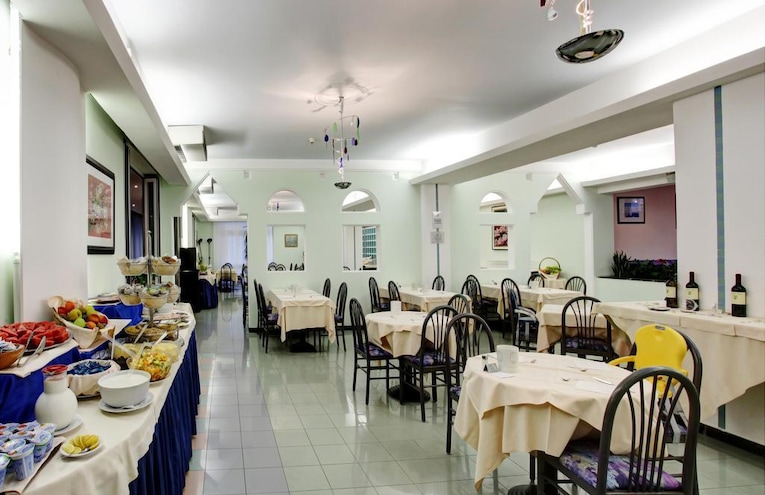 Restaurants - 4