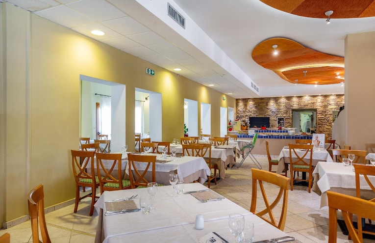 Restaurants - 1