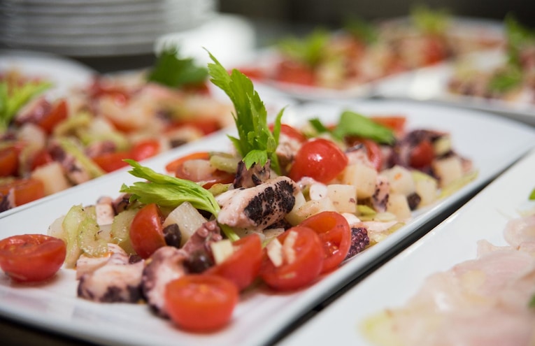 Restaurants - 6