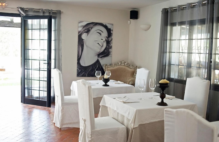 Restaurants - 1