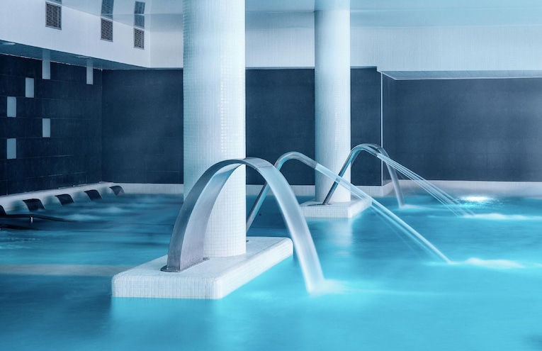 Schwimmbäder - 1