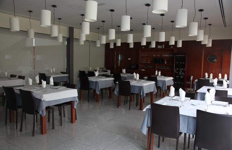 Restaurants - 3