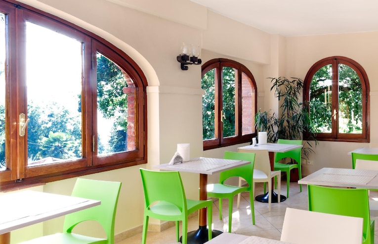 Restaurants - 1